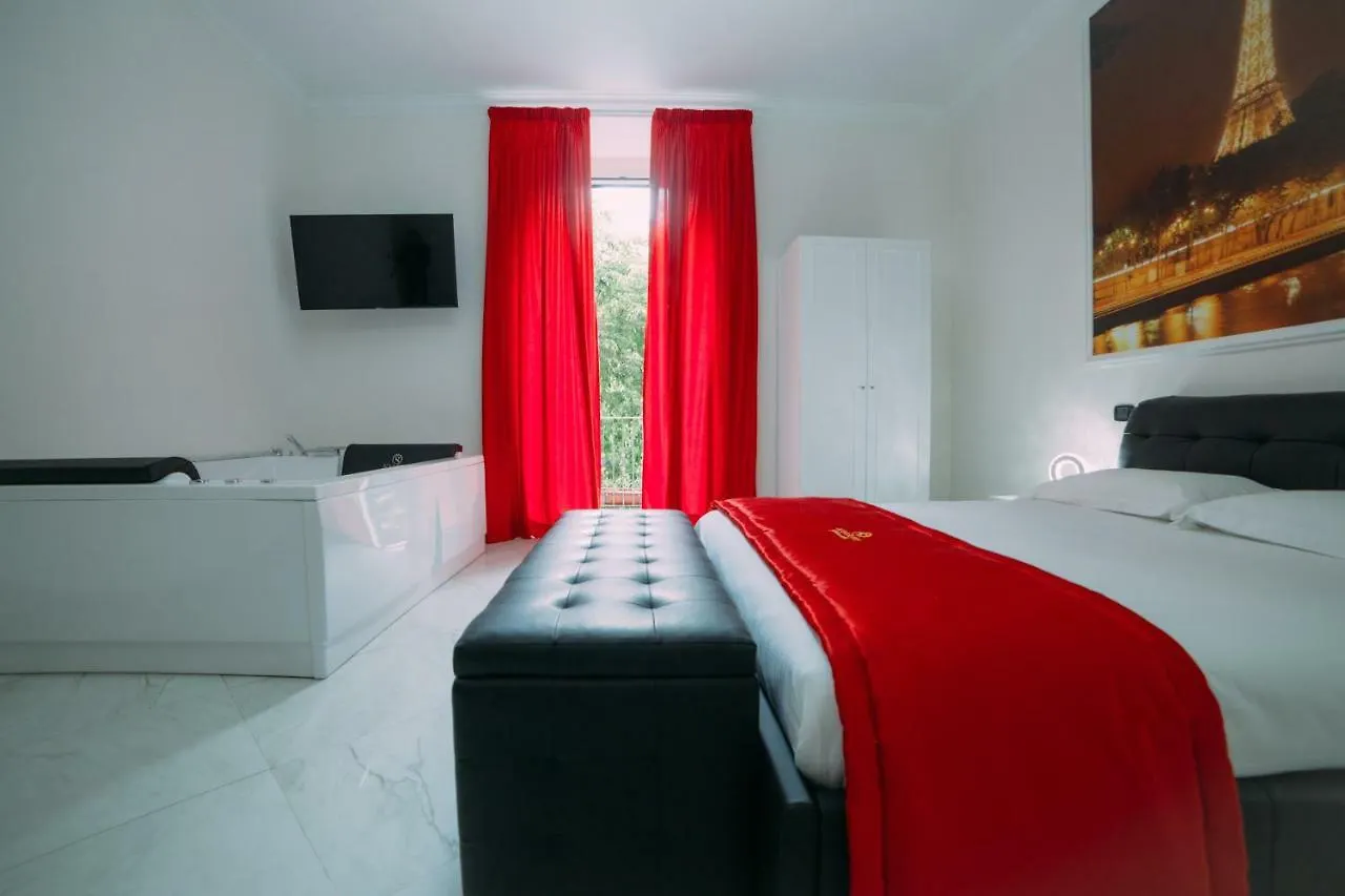 Soulsuite B&B Naples 3*,